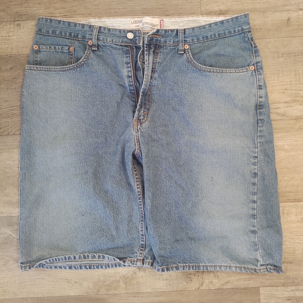 Levi 569 shorts